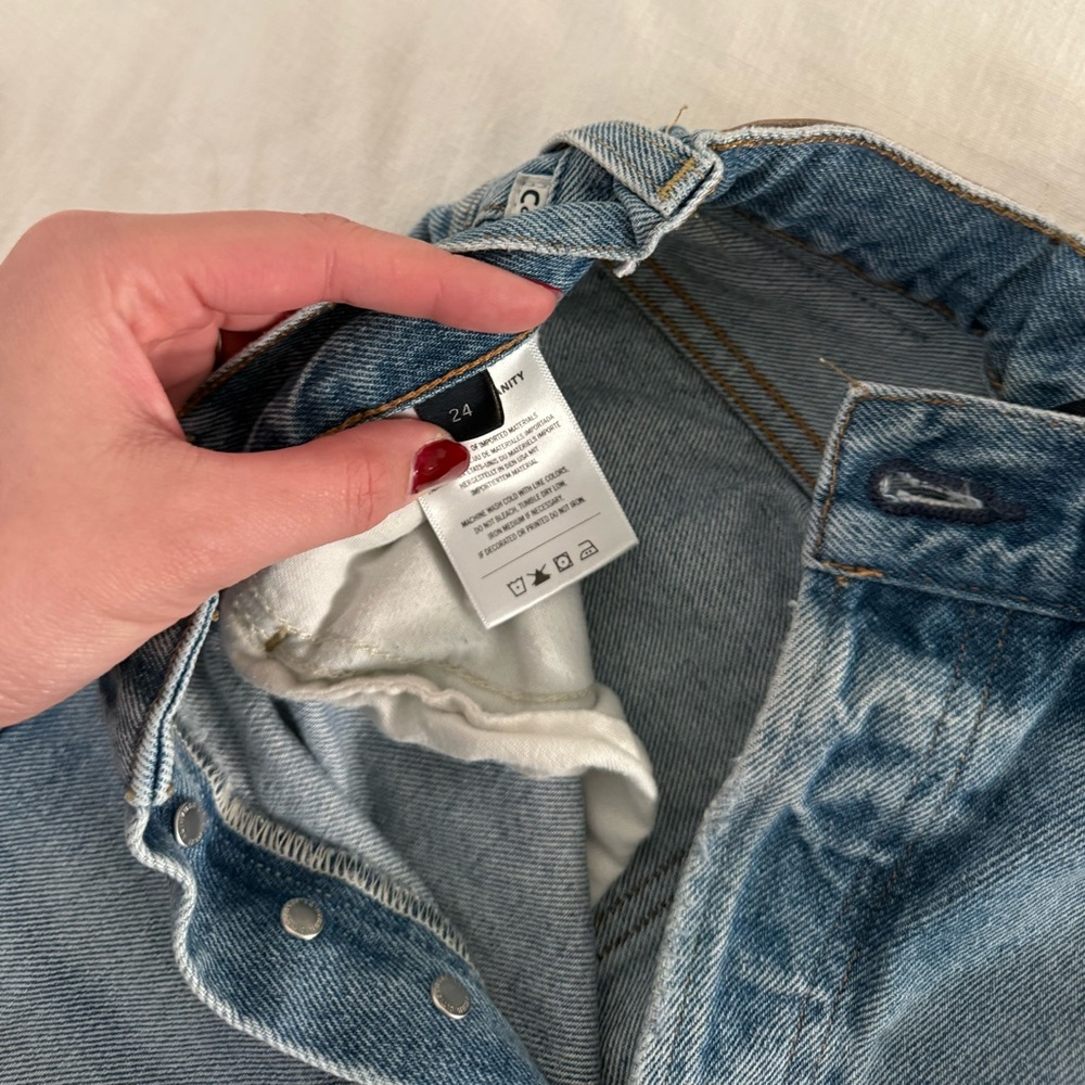 Jeans - Picture 3 of 4